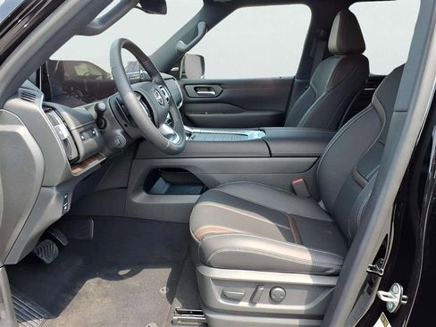 New 2026 Nissan Armada SL w/ Captain's Chari Seat Package image 12