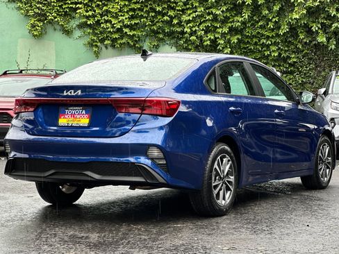 Used 2024 Kia Forte LXS w/ LXS Technology Package image 3