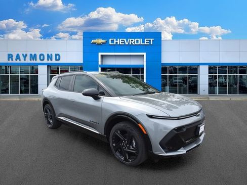 New 2026 Chevrolet Equinox EV RS AWD/4WD image 11