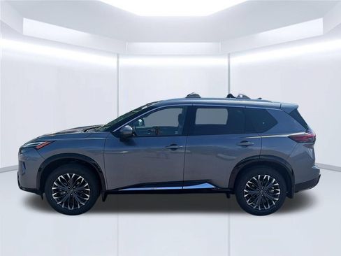 New 2026 Nissan Rogue Platinum AWD/4WD image 2