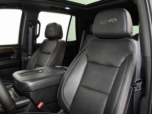 Used 2023 Chevrolet Tahoe High Country w/ Premium Package 2 image 13