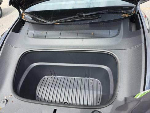 Used 2026 Tesla Model Y AWD image 22