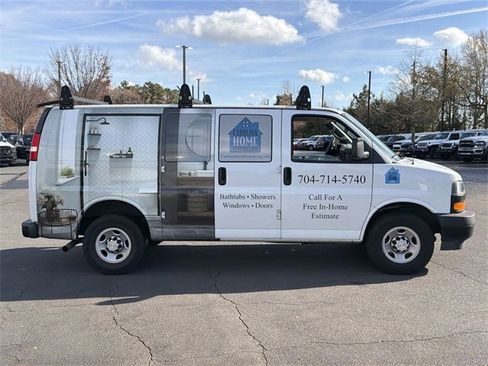 Used 2018 Chevrolet Express 2500 w/ Driver Convenience Package image 5