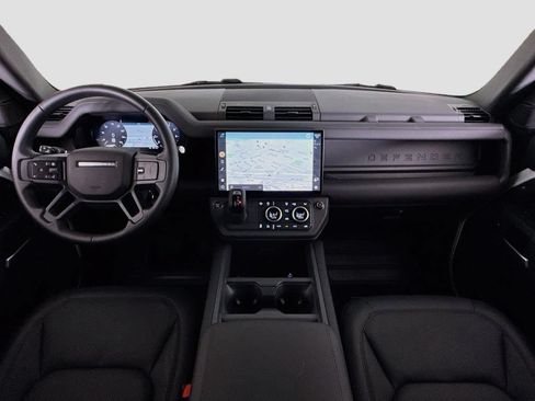 Used 2026 Land Rover Defender 110 X-Dynamic SE AWD/4WD image 9