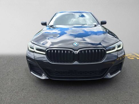 Used 2023 BMW 530e xDrive w/ M Sport Package AWD/4WD image 8