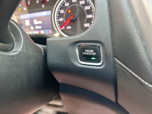 Used 2023 GMC Acadia SLT w/ Preferred Package AWD/4WD image 21