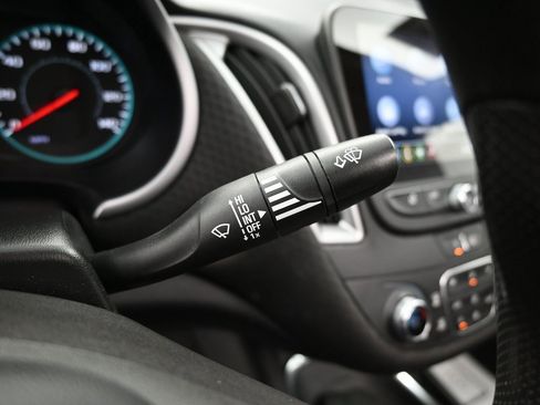 Used 2022 Chevrolet Malibu LT image 17