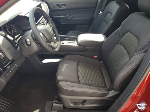 New 2026 Nissan Pathfinder SV image 12