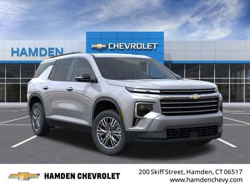 New 2026 Chevrolet Traverse LT w/ Driver Confidence Package AWD/4WD image 1