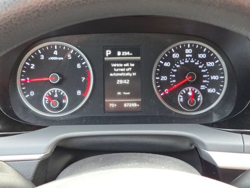 Used 2021 Kia K5 LXS FWD image 32