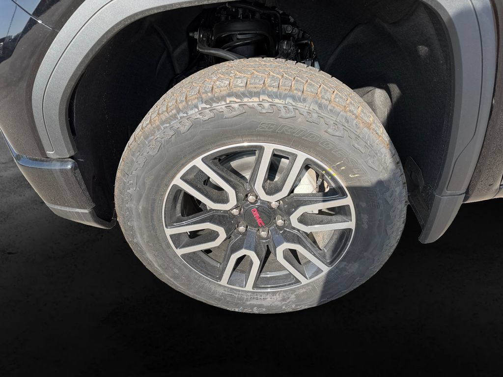 New 2026 GMC Sierra 1500 AT4 w/ AT4 Premium Package AWD/4WD image 11