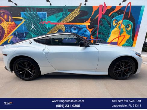 Used 2024 Nissan Z Performance w/ Floor Mat Package RWD image 4