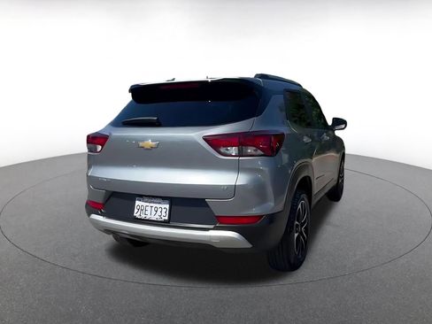 Used 2025 Chevrolet TrailBlazer LT FWD image 14