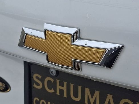 Used 2024 Chevrolet Equinox LT w/ LPO, Floor Liner Package image 29