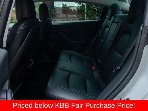 Used 2022 Tesla Model 3 Long Range AWD/4WD image 13
