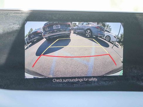 Used 2019 MAZDA MAZDA3 Hatchback FWD image 25