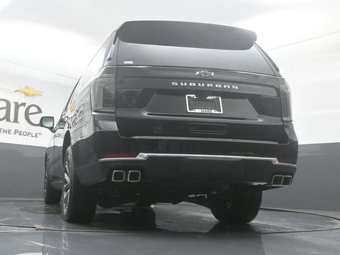 New 2026 Chevrolet Suburban High Country AWD/4WD image 33