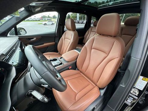 Used 2025 Audi Q7 3.0T Premium Plus AWD/4WD image 7
