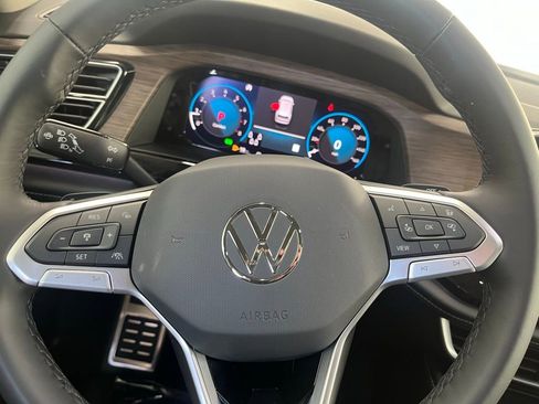 New 2026 Volkswagen Atlas SEL Premium R-Line AWD/4WD image 19