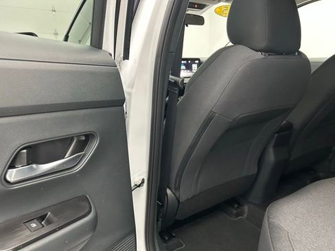 Used 2025 Nissan Kicks SV image 26