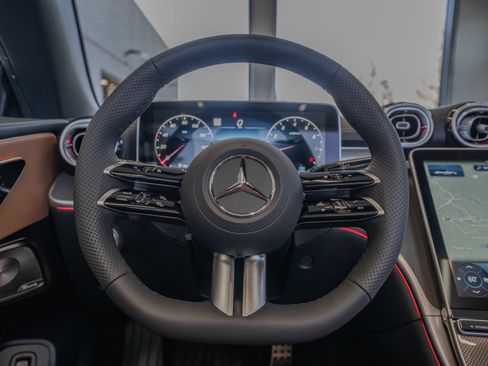 Certified 2026 Mercedes-Benz CLE 300 4MATIC Cabriolet image 9