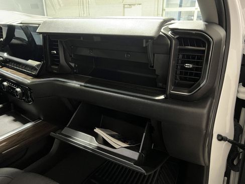 Certified 2024 Chevrolet Silverado 2500 LT w/ Z71 Sport Edition image 26