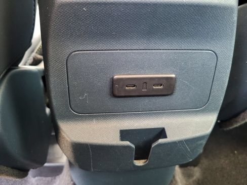 Used 2025 Ford Maverick Lobo AWD/4WD image 17