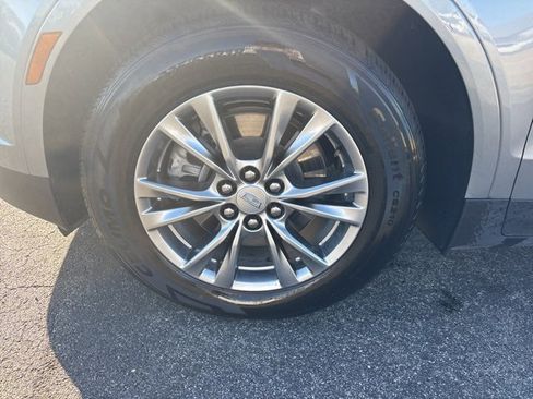 Used 2023 Cadillac XT5 Premium Luxury image 16