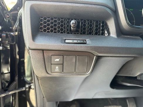 Used 2025 Honda CR-V Sport-L image 17