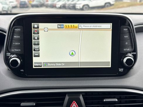 Used 2020 Hyundai Santa Fe Limited image 4
