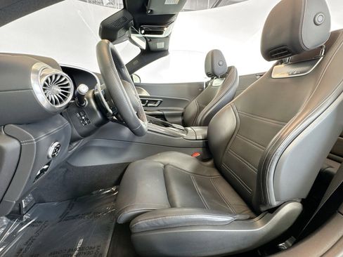 Used 2022 Mercedes-Benz SL 63 AMG 4MATIC image 18