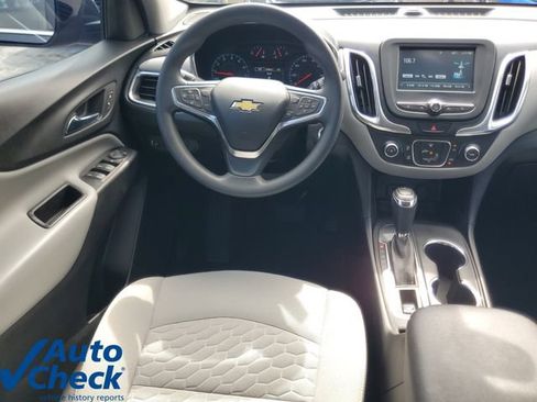Used 2018 Chevrolet Equinox LT FWD image 16