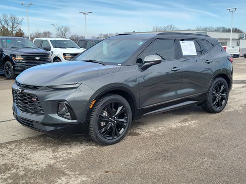 Used 2019 Chevrolet Blazer RS image 2