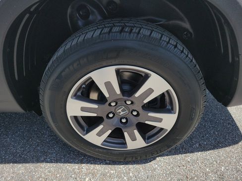 Used 2017 Honda Ridgeline RTL-E image 33