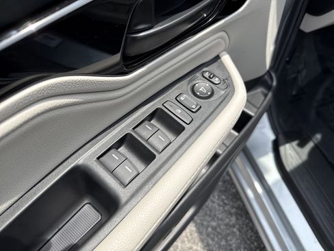 Used 2025 Honda Odyssey Touring image 15