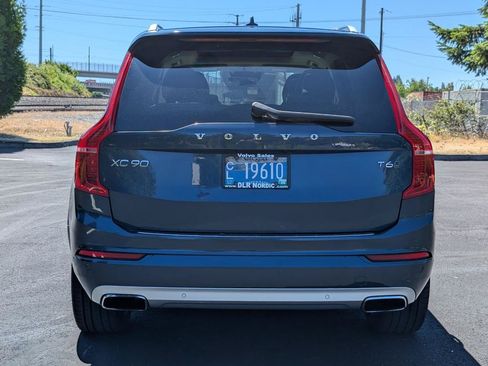 Used 2020 Volvo XC90 T6 Momentum w/ Protection Package Premier AWD/4WD image 6
