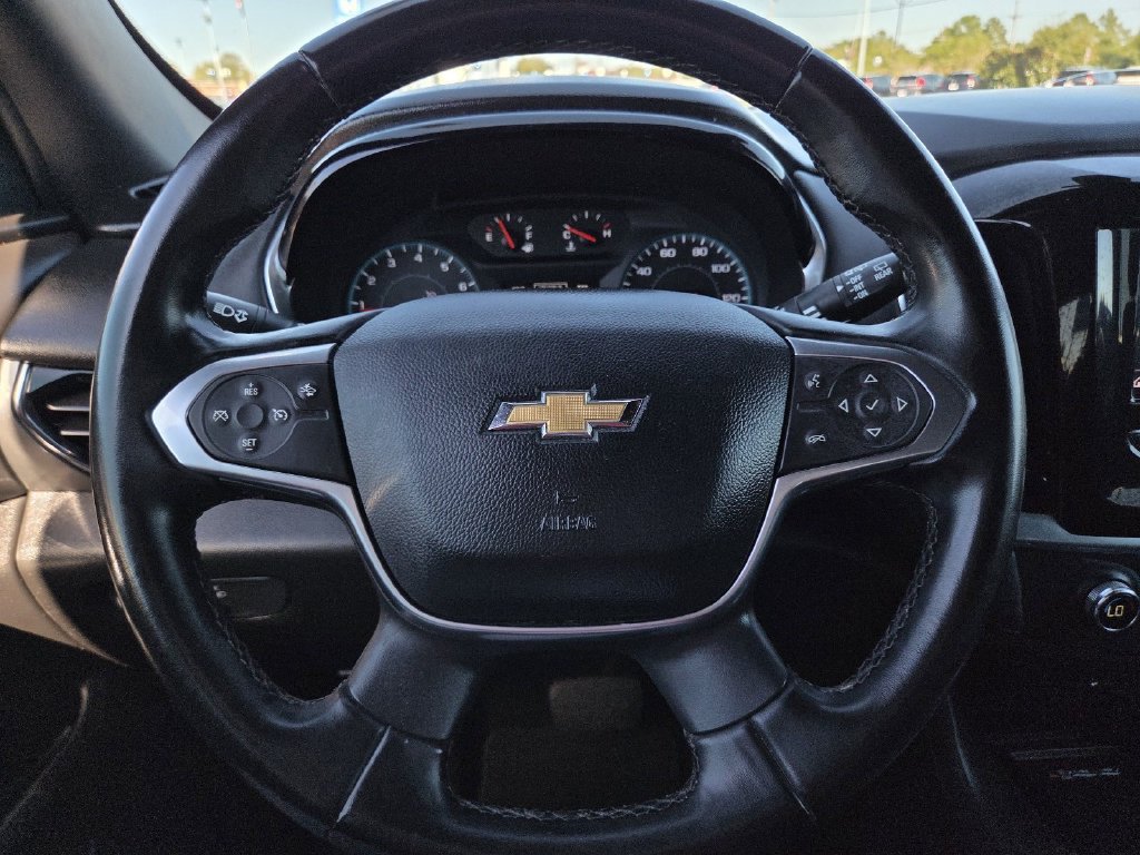 Used 2023 Chevrolet Traverse LT FWD image 22