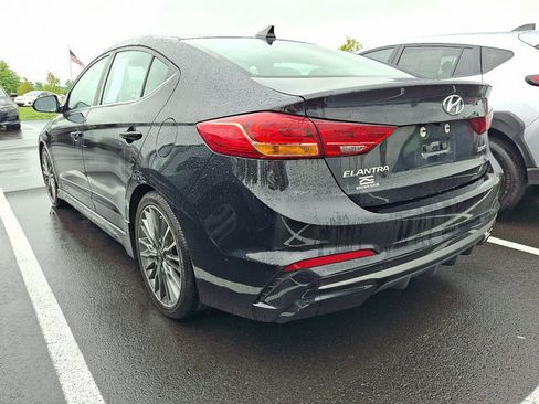Used 2018 Hyundai Elantra Sport FWD image 4