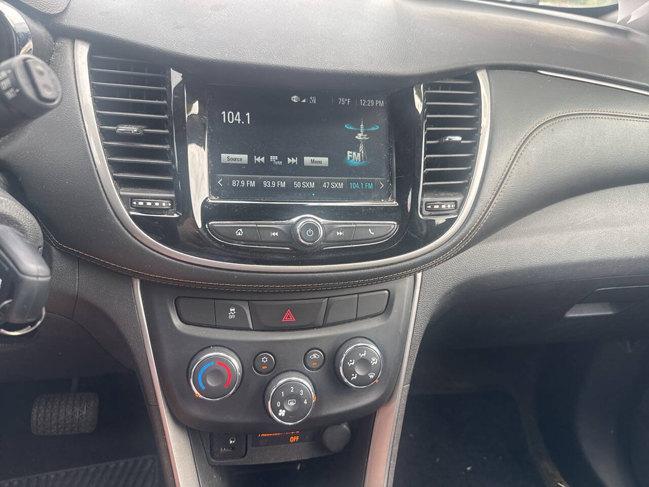 Used 2017 Chevrolet Trax LT FWD image 34