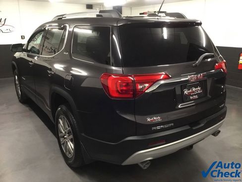 Used 2018 GMC Acadia SLE w/ LPO, Floor Liner Package image 4