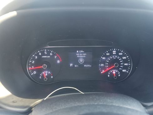 Used 2020 Kia Soul GT-Line w/ GT 2.0L Power Sunroof Package FWD image 13