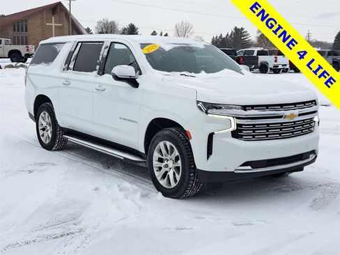 Used 2024 Chevrolet Suburban Premier image 2