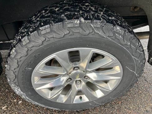 Used 2019 Chevrolet Silverado 1500 LTZ image 27