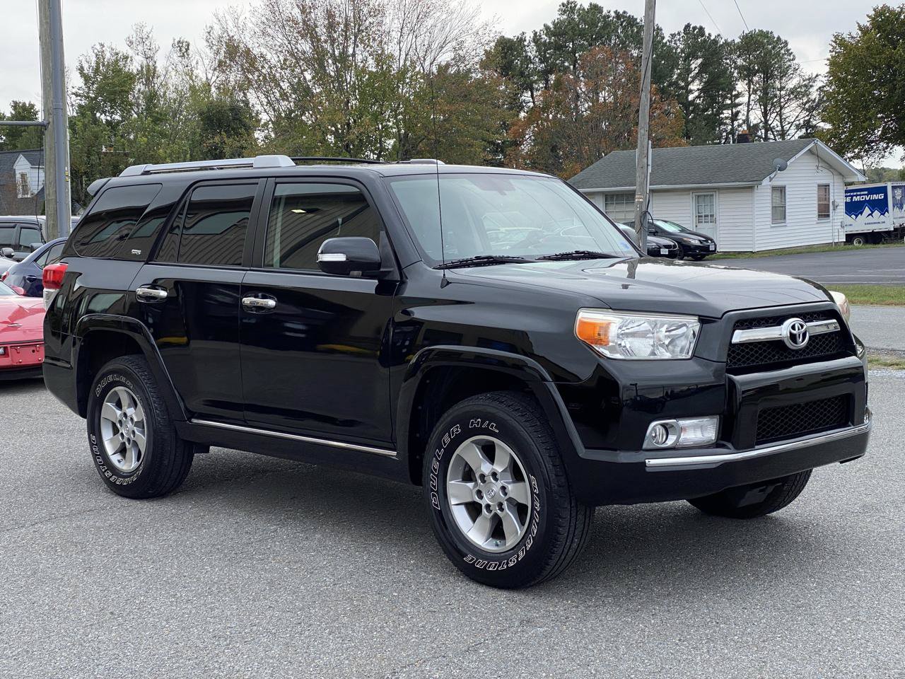 Used 2010 Toyota 4Runner SR5 AWD/4WD image 4