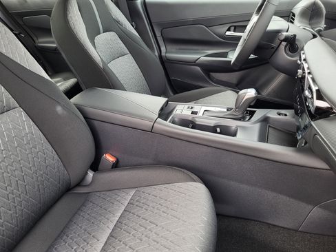 New 2026 Nissan Sentra SV w/ SV Convenience Package FWD image 10