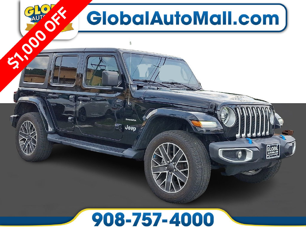 Used 2023 Jeep Wrangler Unlimited Sahara w/ Dual Top Group AWD/4WD image 1