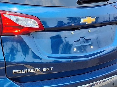 Used 2020 Chevrolet Equinox LT AWD/4WD image 24