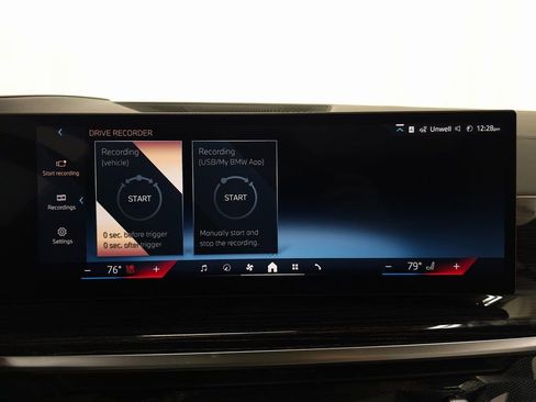 New 2026 BMW X6 xDrive40i w/ Climate Comfort Package image 21