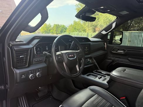 Used 2025 GMC Sierra 2500 AT4X AWD/4WD image 23