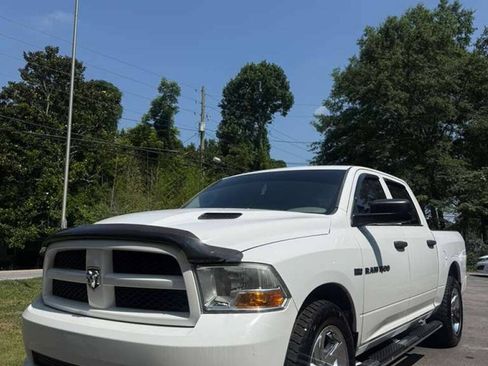 Used 2012 RAM 1500 Express w/ Detroit Red Wings Edition AWD/4WD image 2